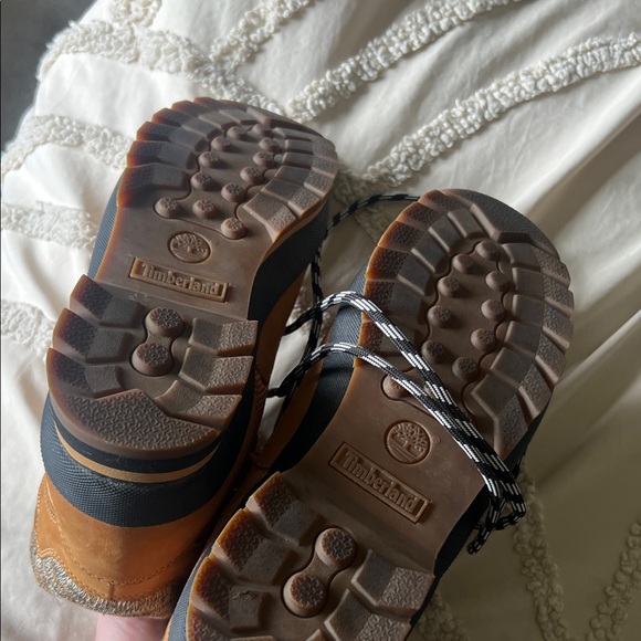 Timberland Men's Tan and Black Boots - Picture 7 of 8